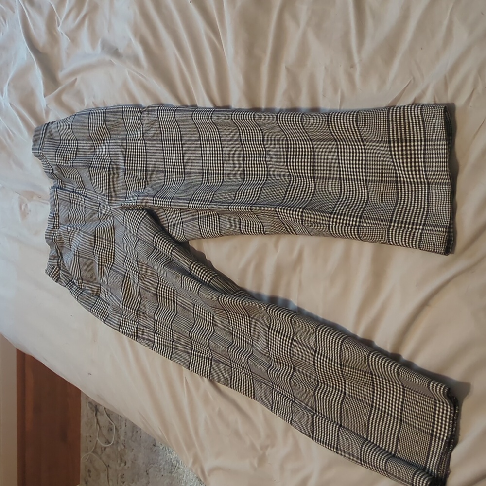 Express Black and White Houndstooth Pants